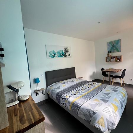 Chambre D'Hote 屈屈尼昂 外观 照片