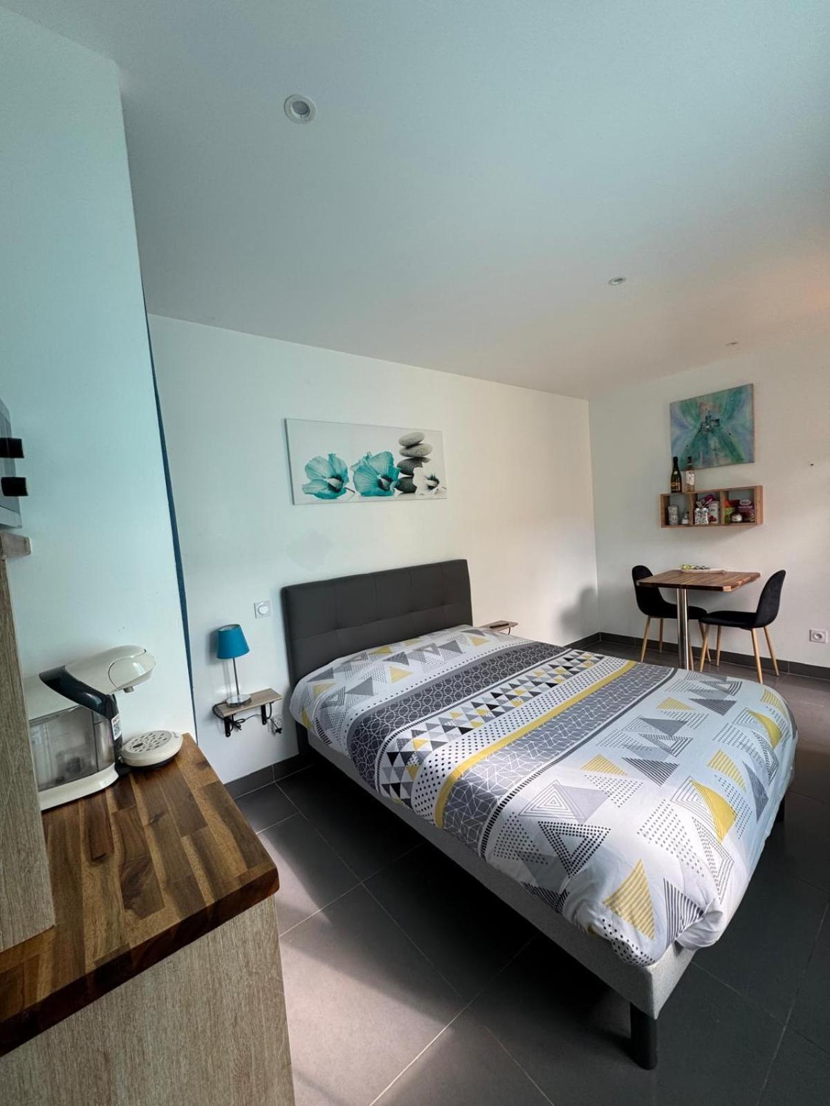 Chambre D'Hote 屈屈尼昂 外观 照片